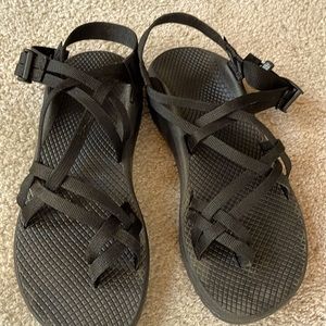 Chaco. Size 10.